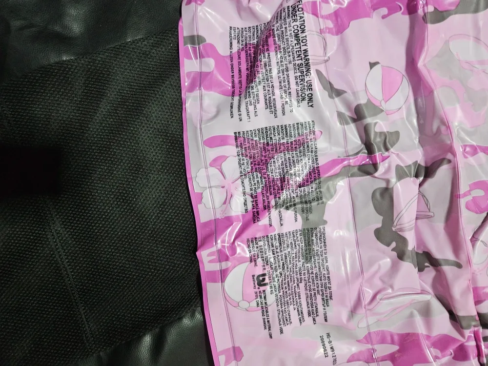 Pink Camo Inflatable Pool Float image indicator(2)