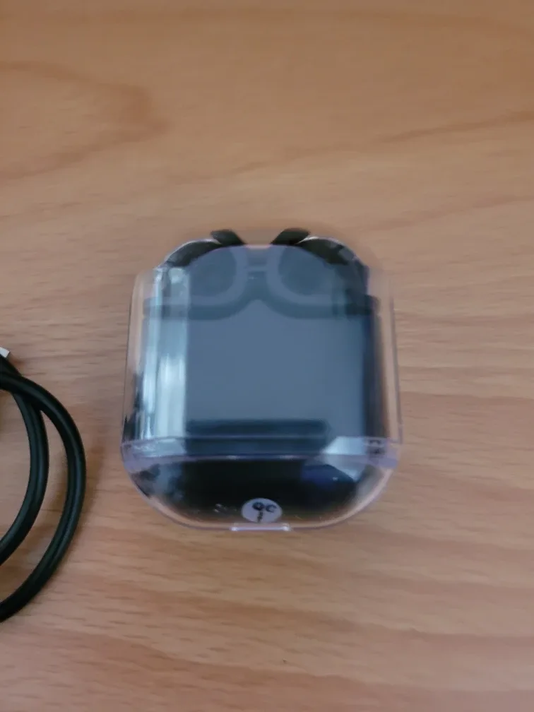 Wireless Earbuds with Charger image indicator(2)