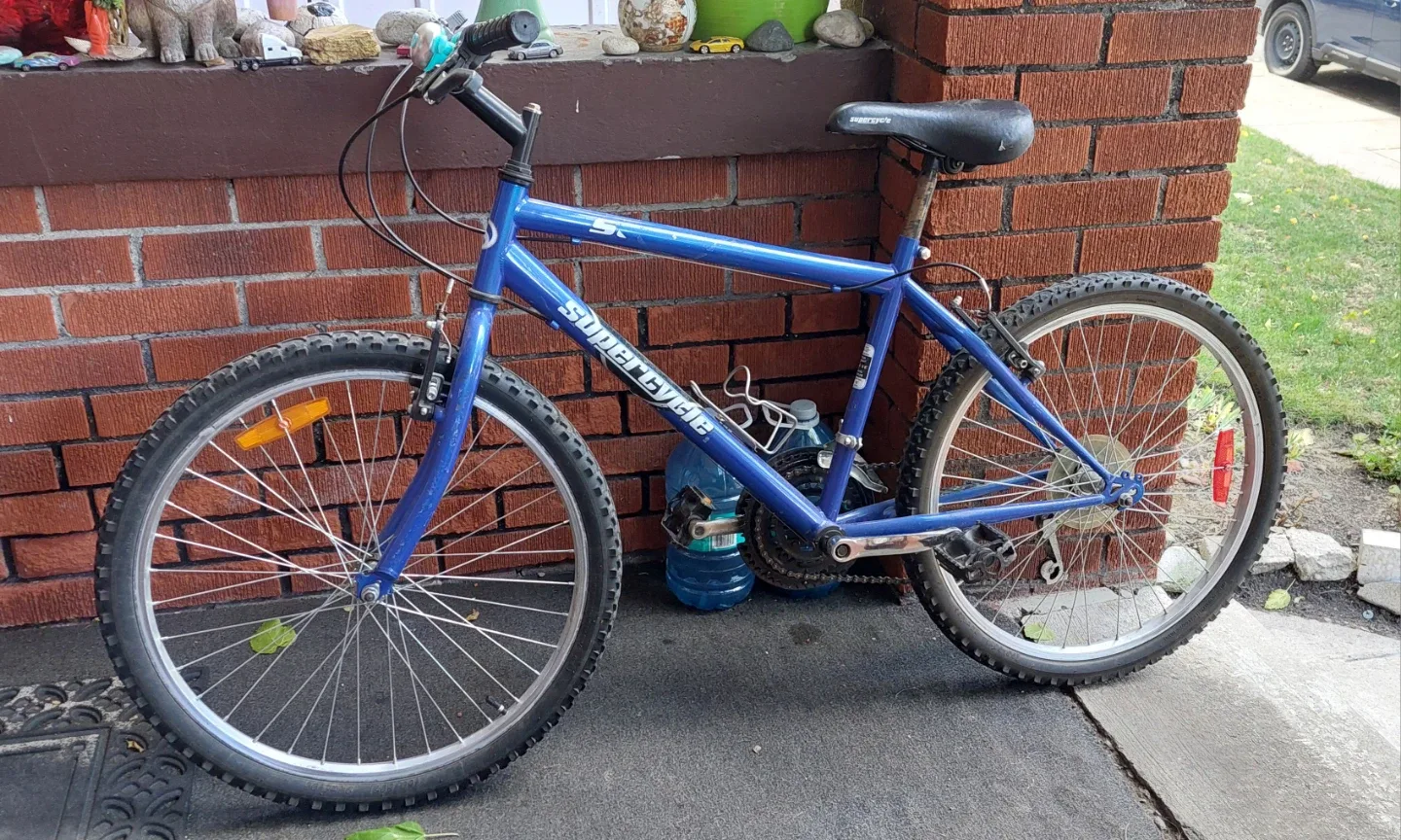 Supercycle SR Bicycle - 16" Frame image indicator(2)