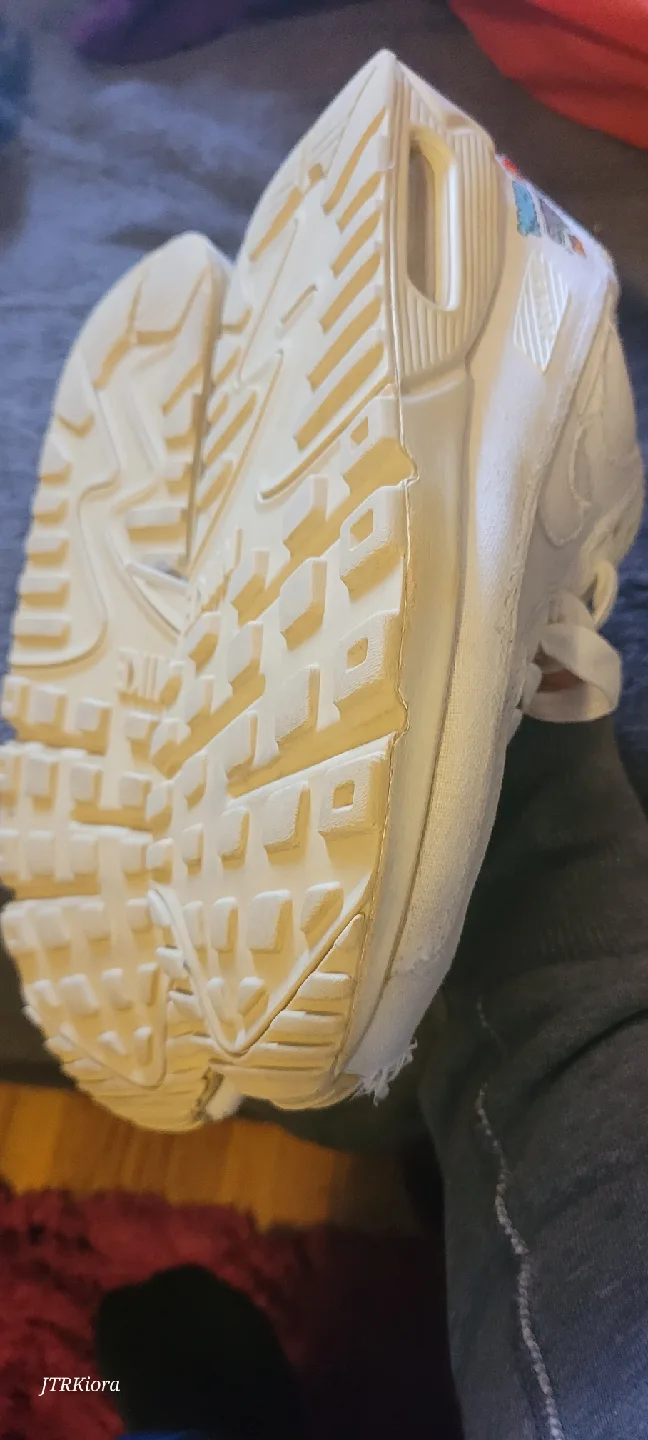 Nike Air Max 90 White Sneakers image indicator(9)