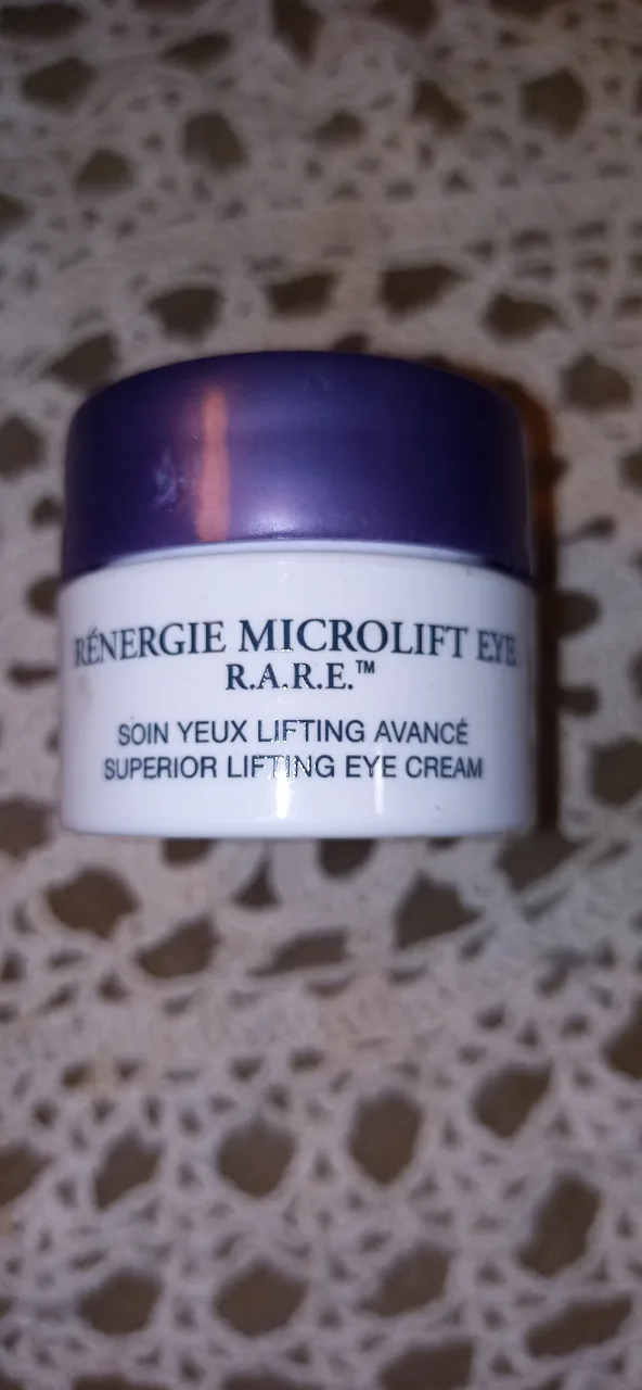 Lancôme Rénergie Micro-Lift Eye Cream image indicator(3)