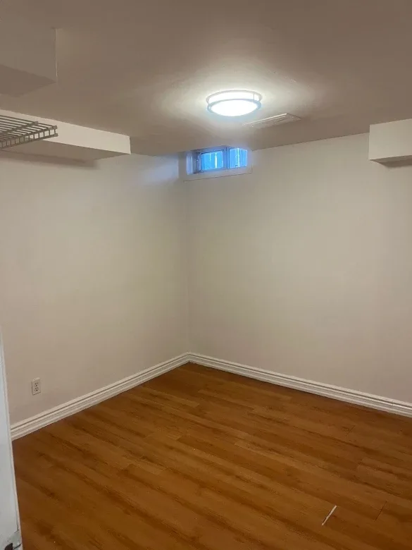 2 bedroom basement in pickering image indicator(2)