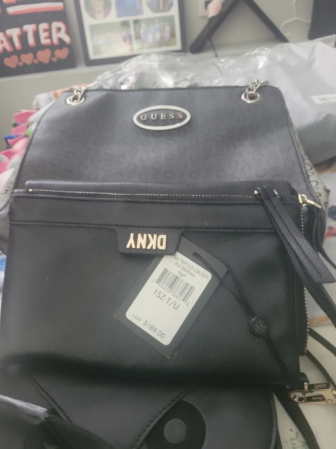 DKNY Black Leather Crossbody Bag image indicator(2)