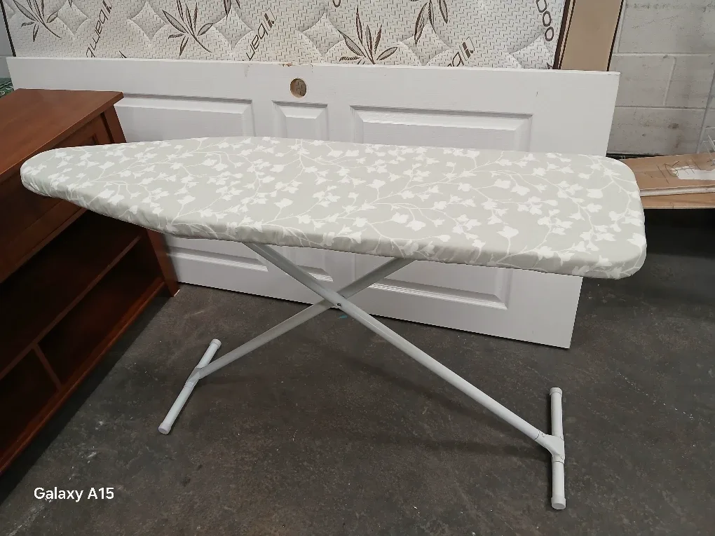 Ironing Board foldable - Great Condition!