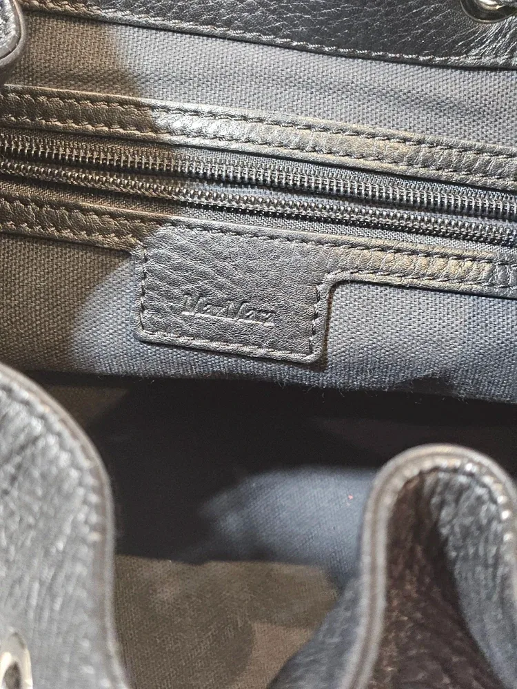 Max Mara Black Leather Bucket Bag image indicator(2)