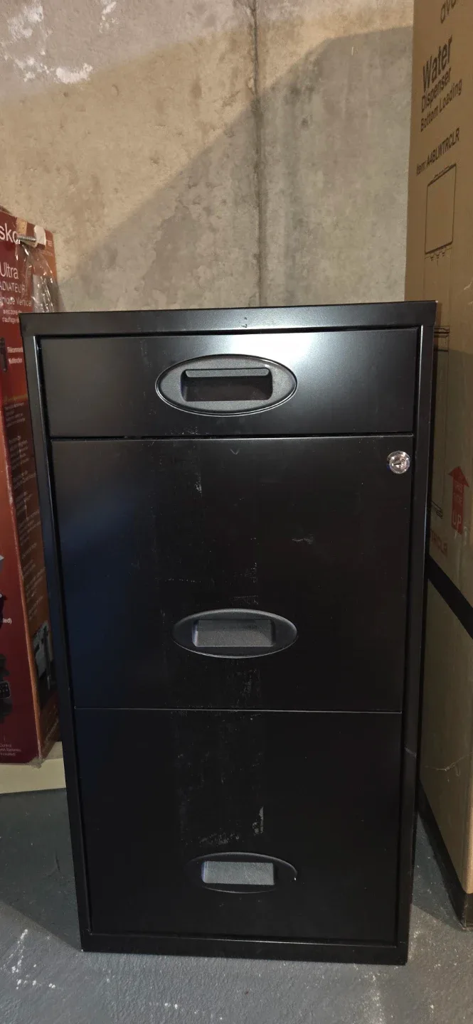 Black 3-Drawer Filing Cabinet image indicator(2)