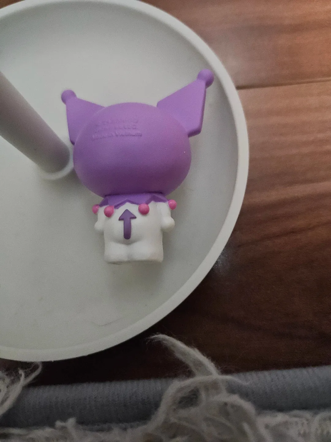 Kuromi Figurine image indicator(3)