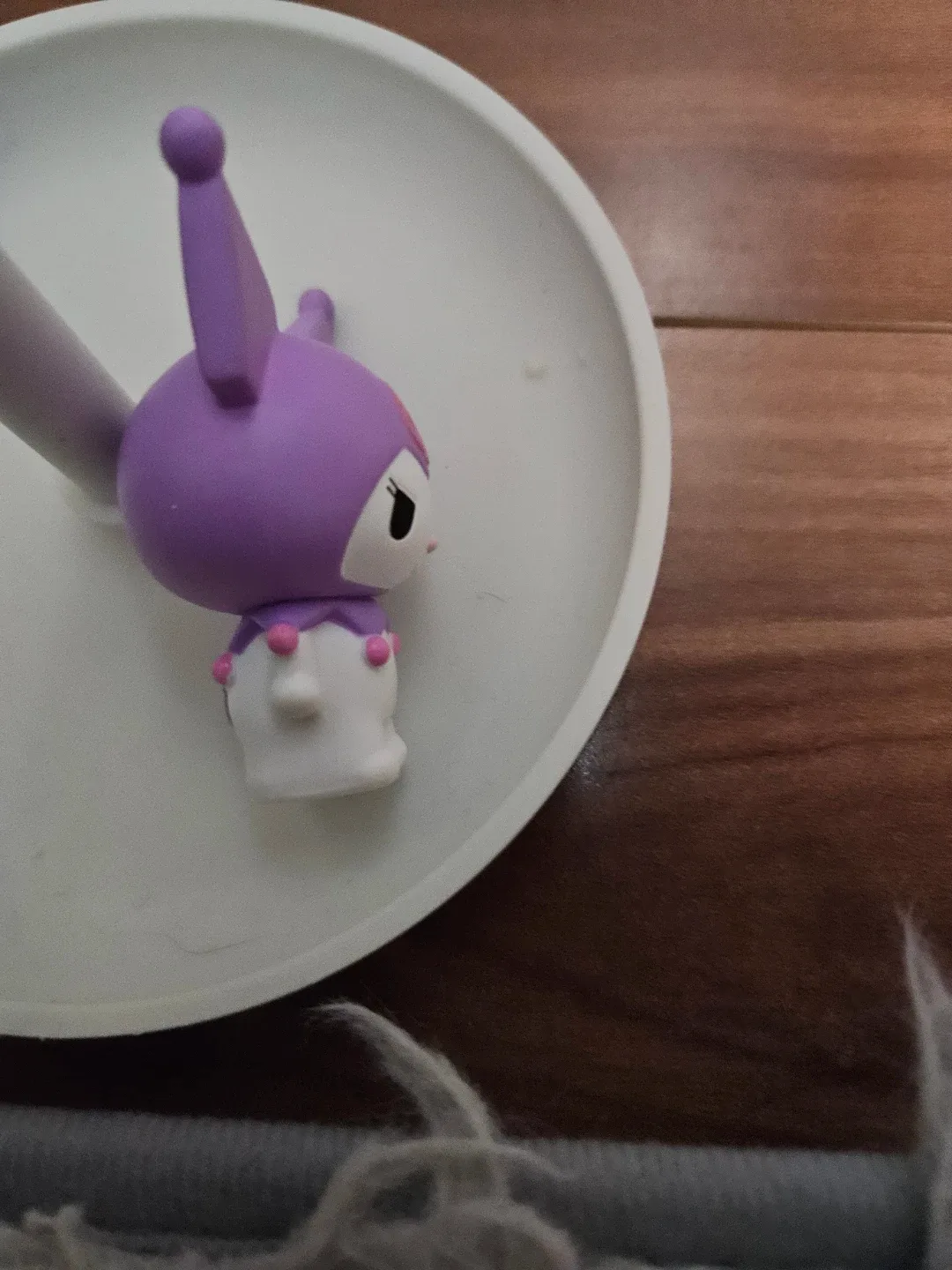 Kuromi Figurine image indicator(4)