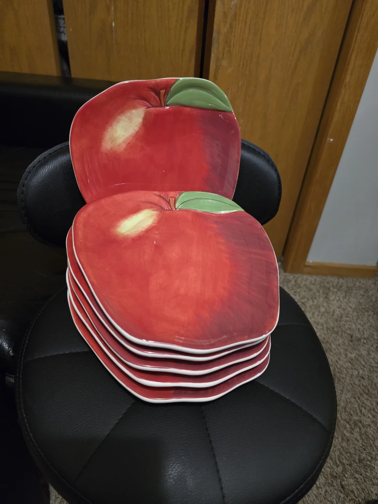 Apple Shaped Dinner Plates set 9