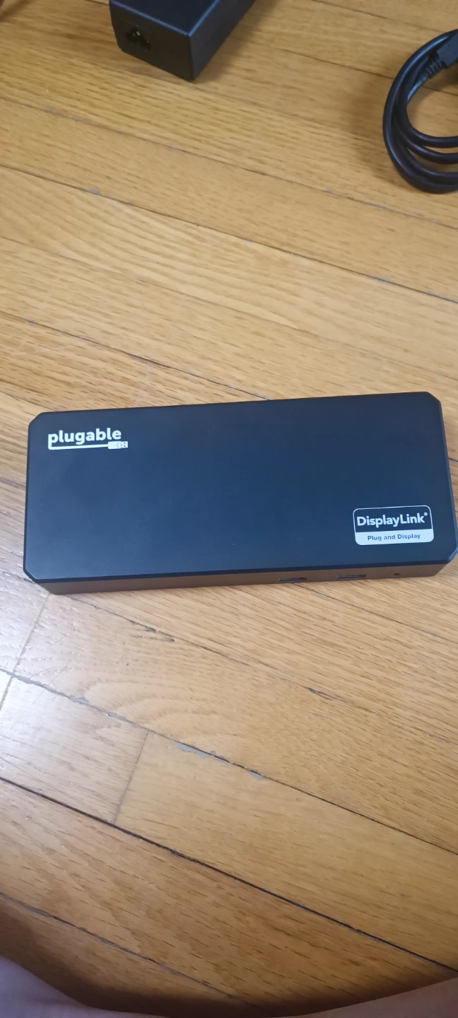 Plugable DisplayLink Docking Station - photo 3