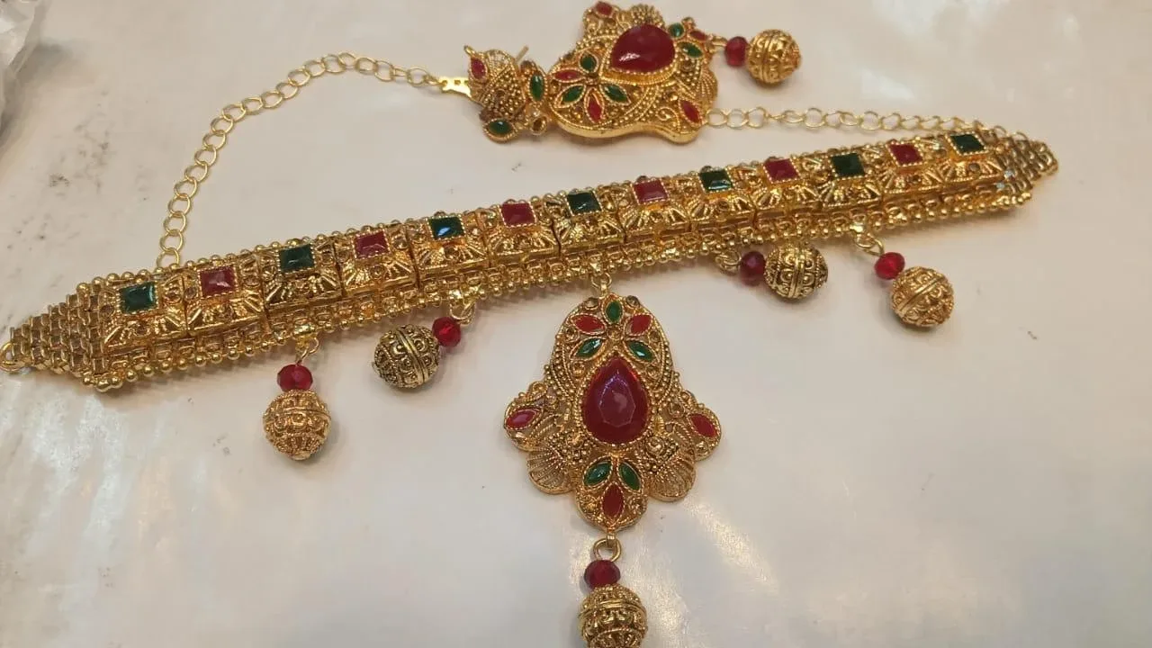 Necklace and Earring Set