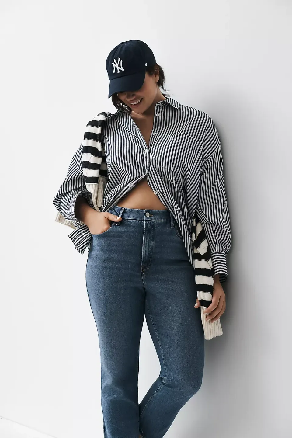 Good American Good Curve Straight Jeans - Size 20W image indicator(4)