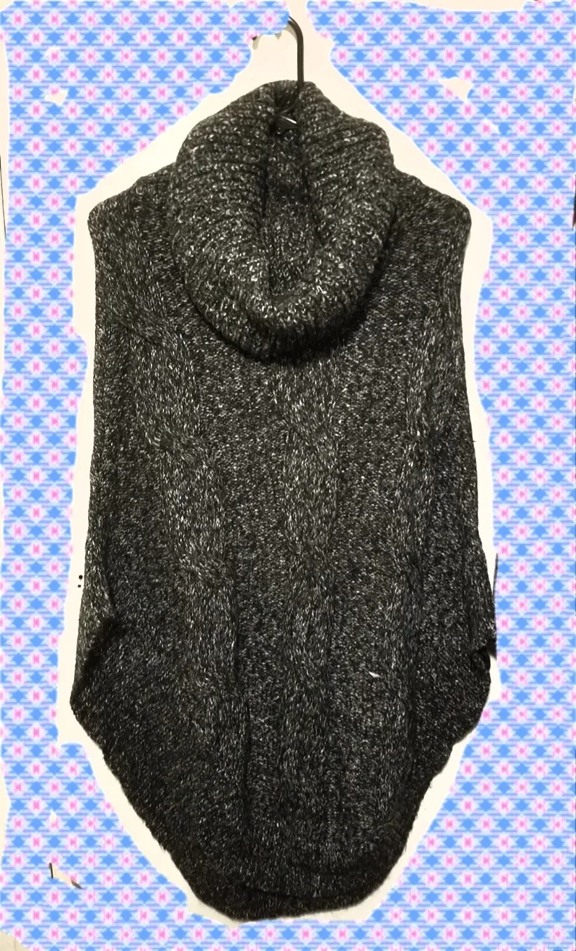 NWOT Women's Black Ribbed Knit Turtleneck Poncho image indicator(2)