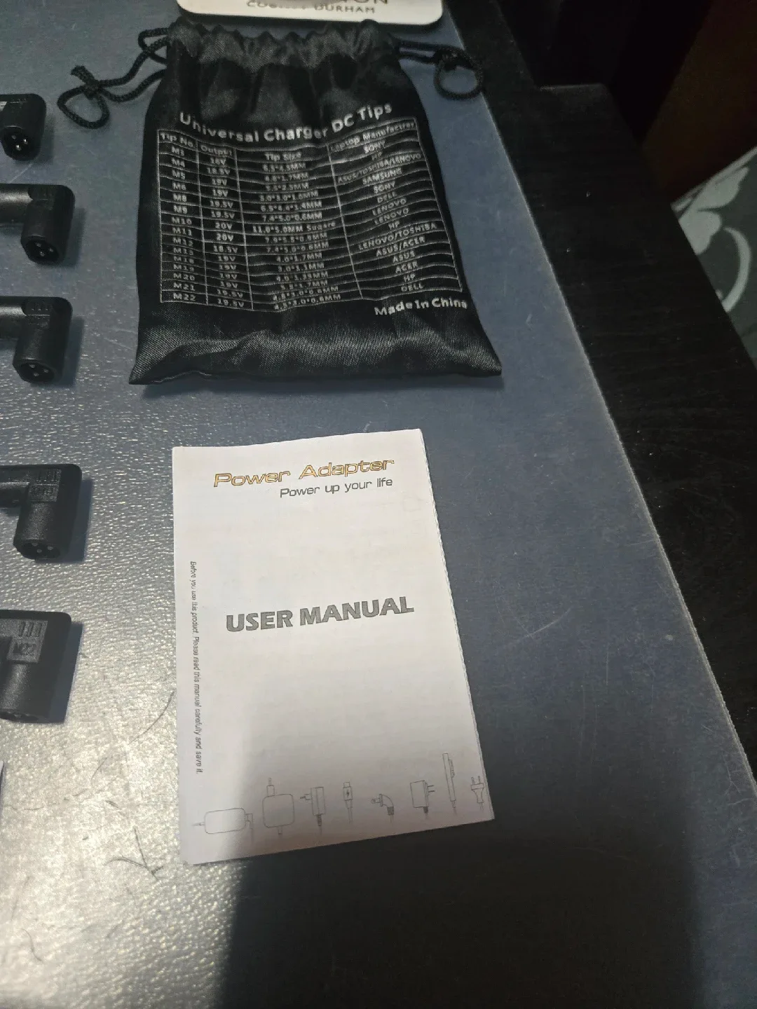 Universal Laptop Charger DC Tips Power Adapter image indicator(4)