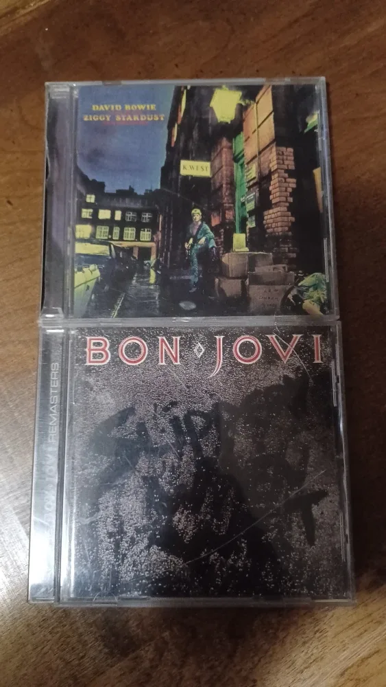 Mixed CDs: The Clash, Meat Loaf & more image indicator(2)