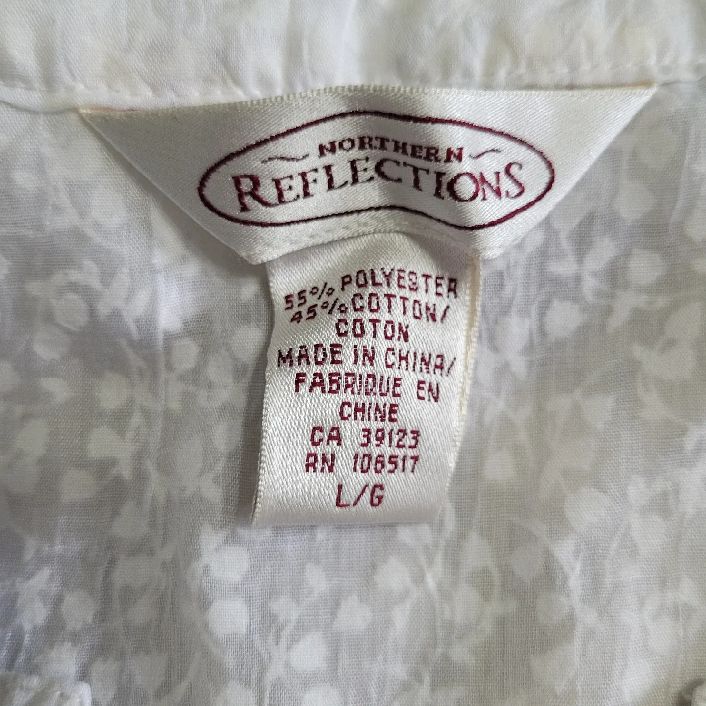 Ladies Size Large Light Top image indicator(2)