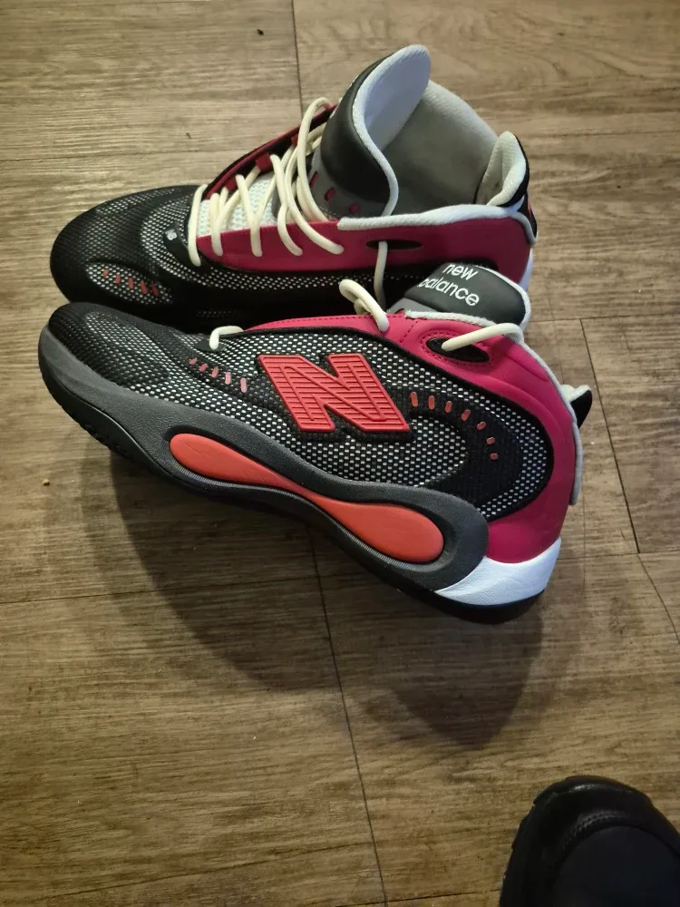 New Balance Fresh Foam BB Sneakers