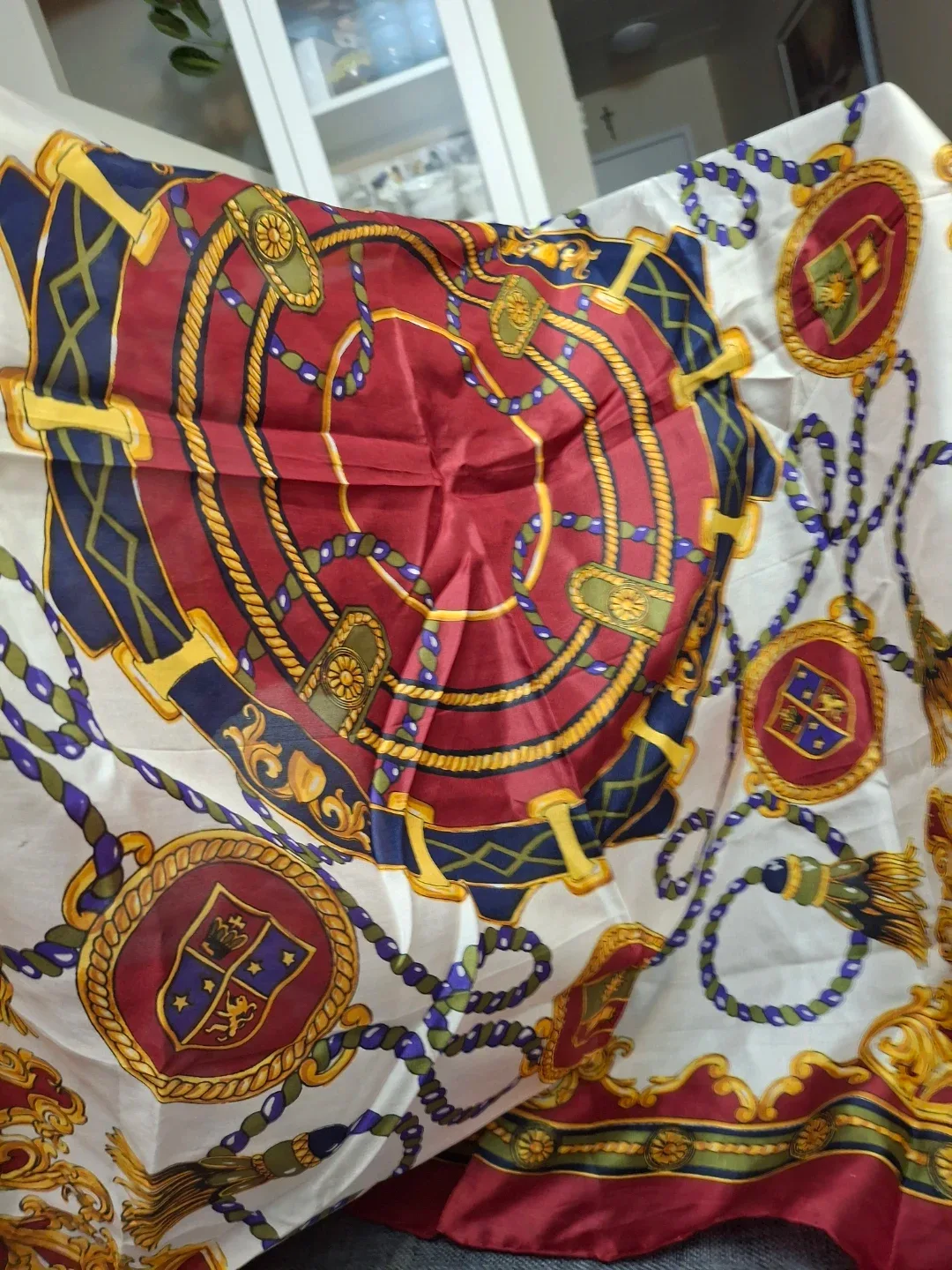 Vintage Style Scarf image indicator(3)