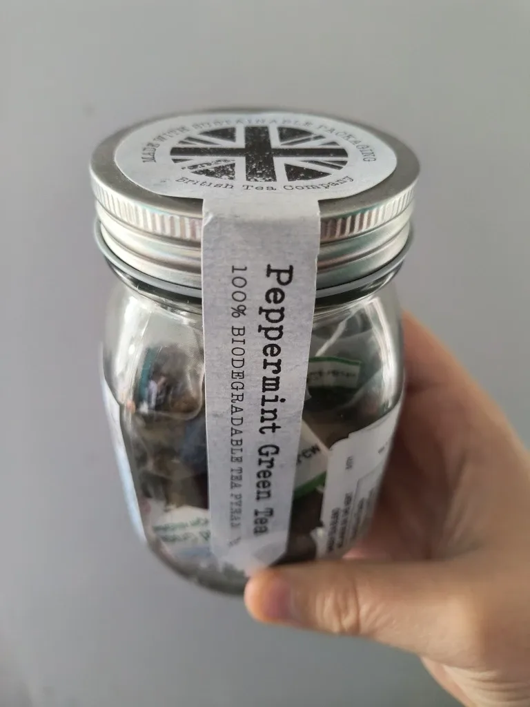 Charbrew Peppermint Green Tea - 16 Tea Pyramids image indicator(2)