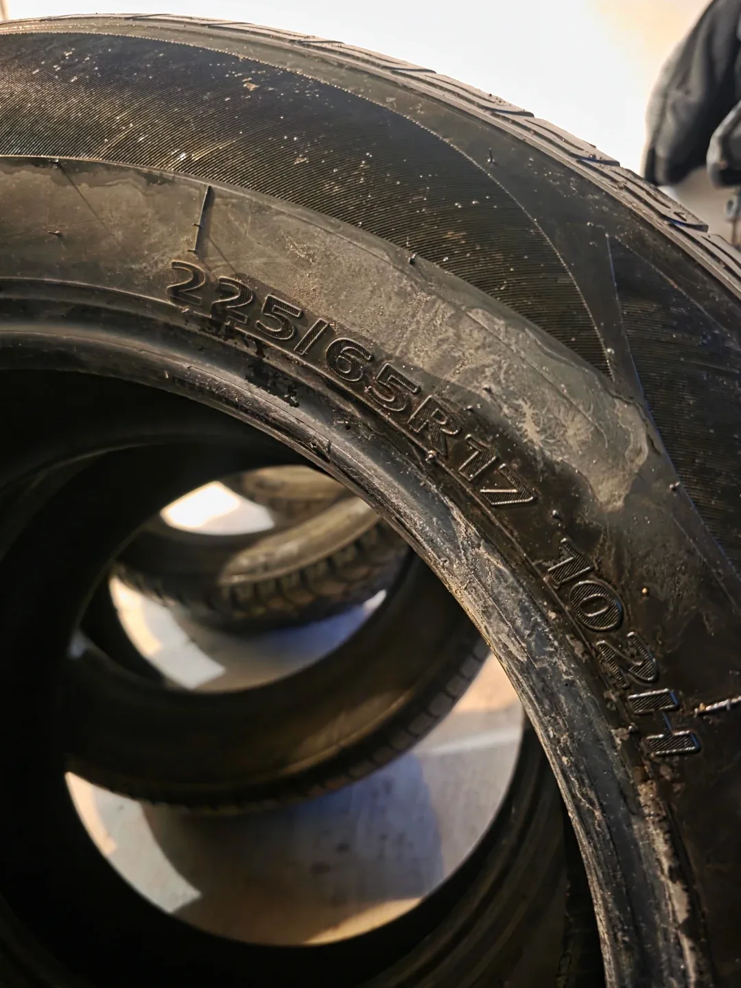 2X225/65R17 kumho sense all season tires only 2 image indicator(2)