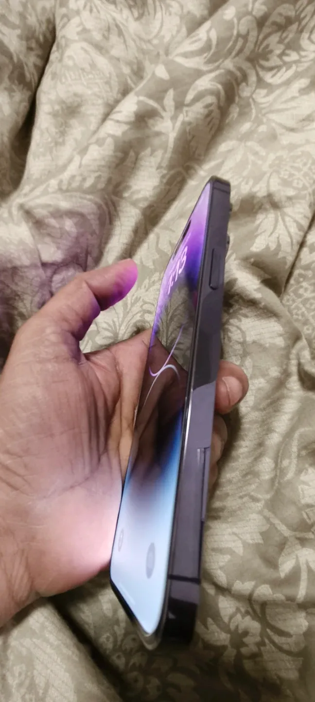 Apple iPhone 14 Pro max image indicator(9)