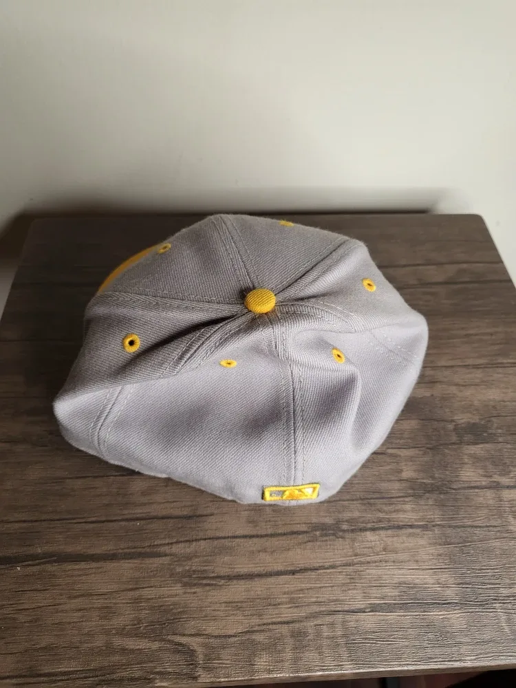 New Era Toronto Blue Jays 59FIFTY Fitted Hat 7 1/4 image indicator(4)