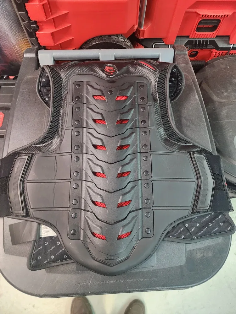 Icon Stryker Vest - S/M image indicator(2)