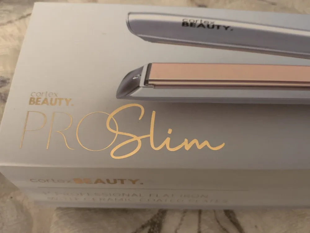 Cortex Beauty Pro Slim Flat Iron - New in Box! image indicator(4)