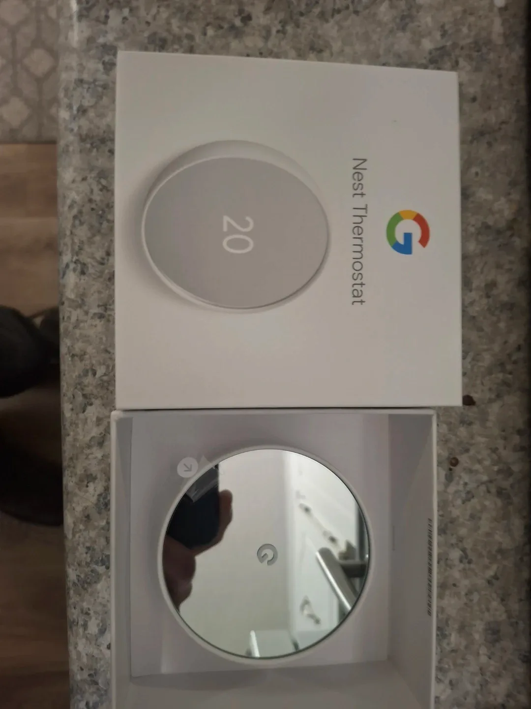 Google nest thermostat white with wall plate