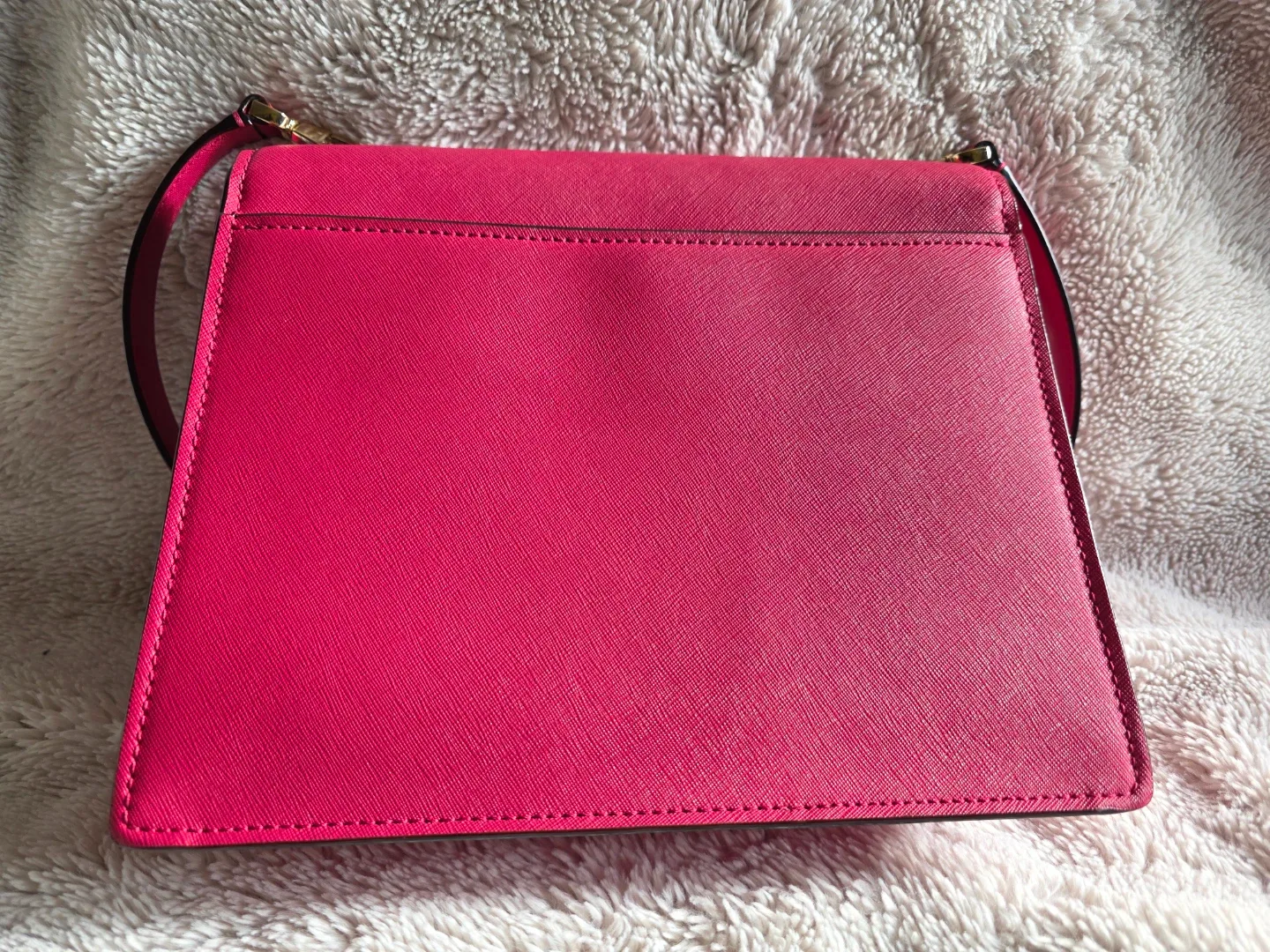 Kate Spade Vibrant Pink Shoulder Bag image indicator(3)