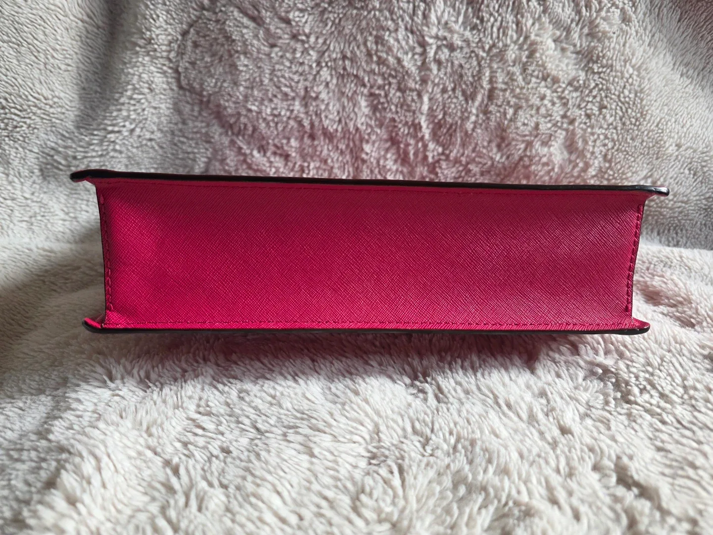 Kate Spade Vibrant Pink Shoulder Bag image indicator(4)