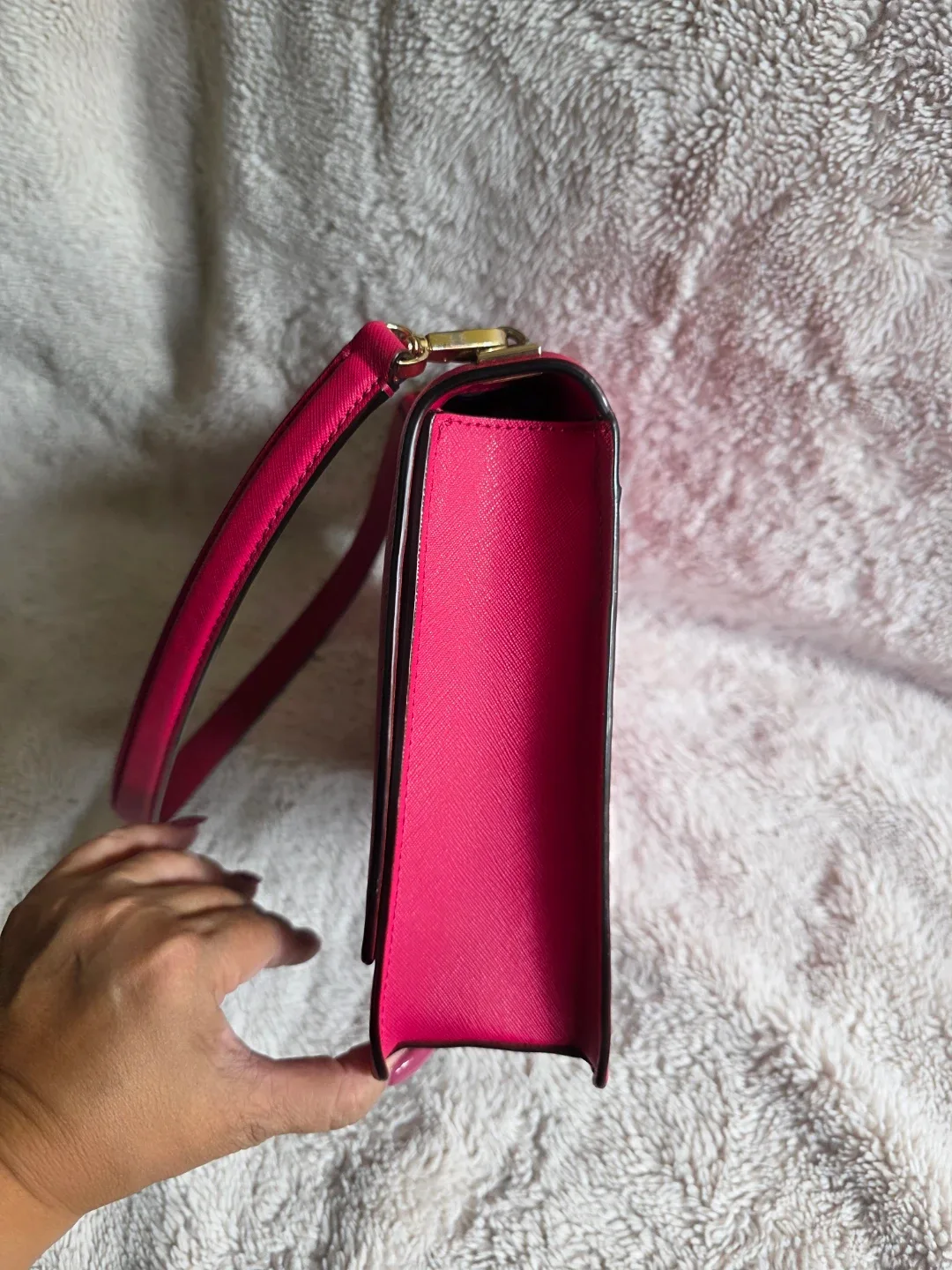 Kate Spade Vibrant Pink Shoulder Bag image indicator(6)