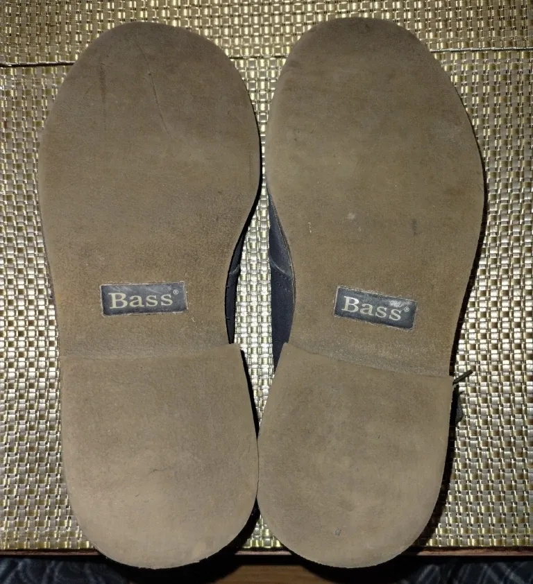 Clarks Black Suede Desert Boots image indicator(7)