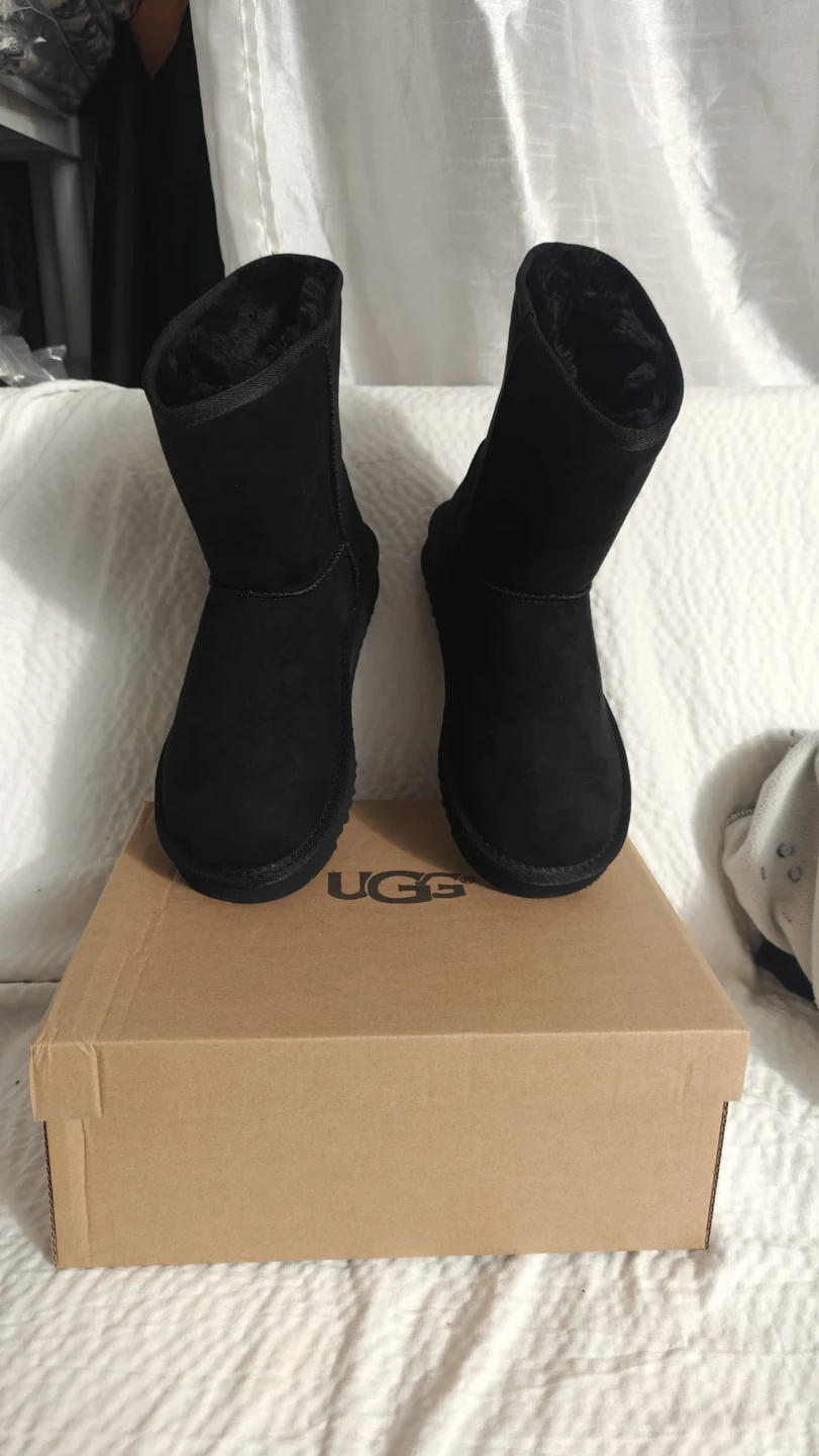 UGG Classic Short Boots - Black - photo 4