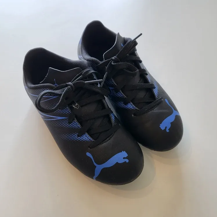 Puma Soccer Cleats US 1 image indicator(2)