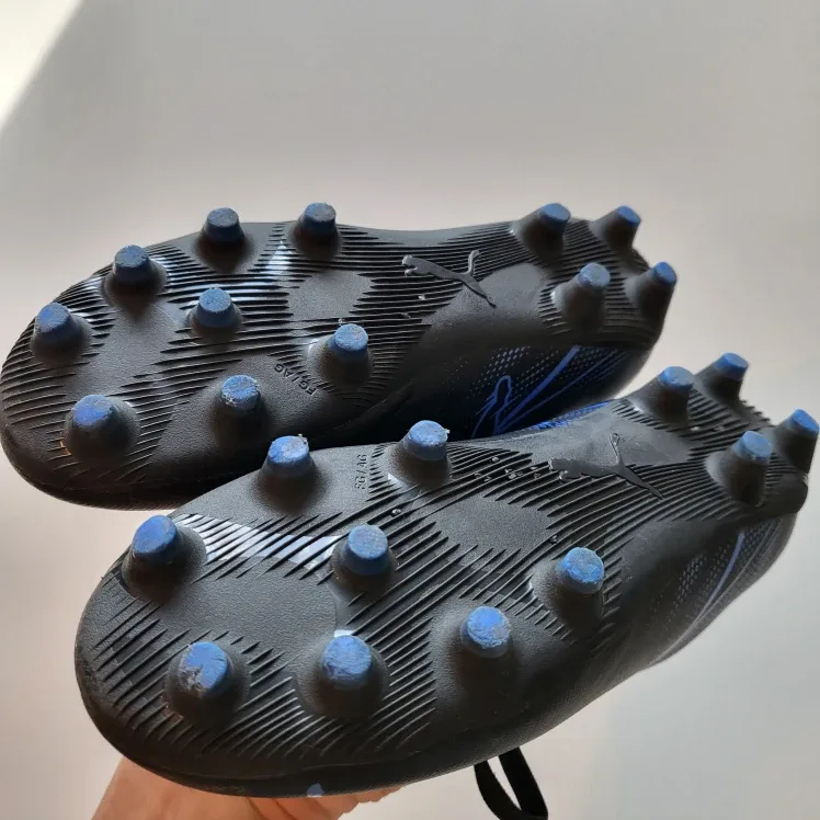 Puma Soccer Cleats US 1 image indicator(4)