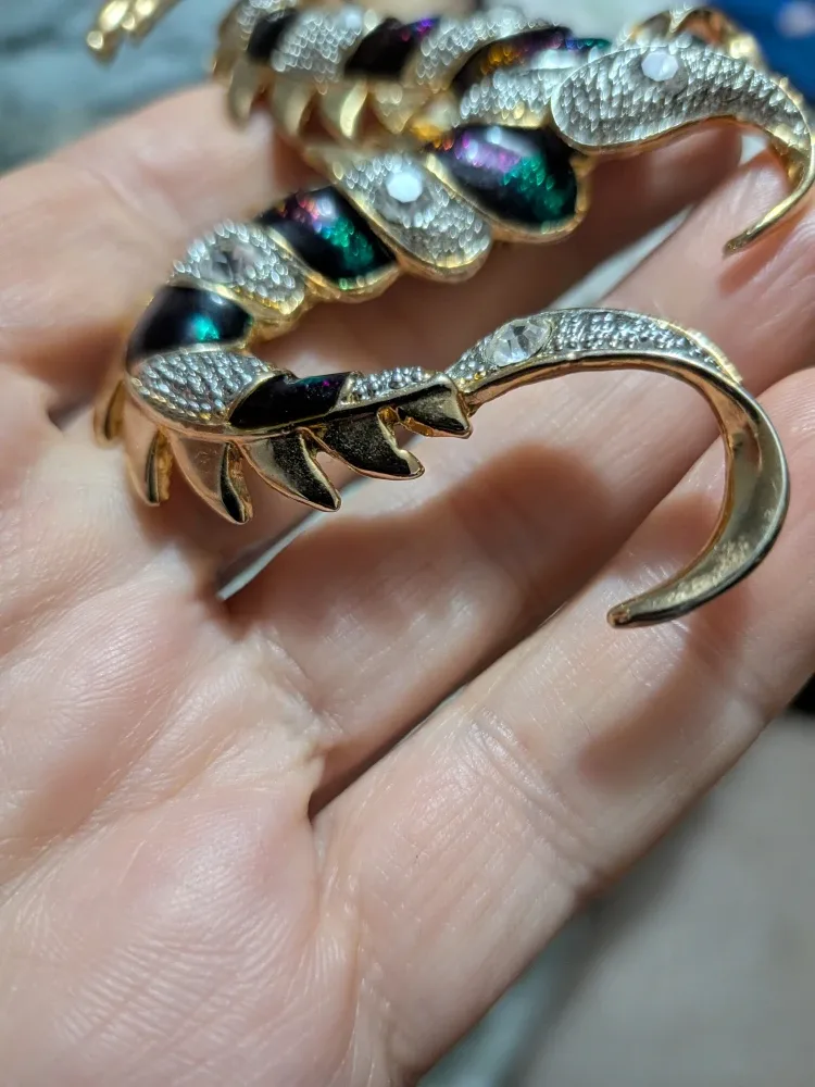 Vintage Dragon faux rhinestone & enamel Brooch image indicator(9)