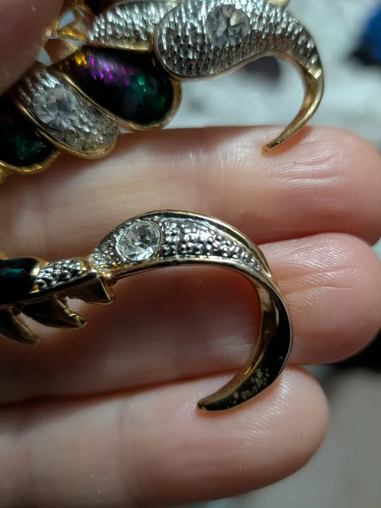 Vintage Dragon faux rhinestone & enamel Brooch image indicator(10)