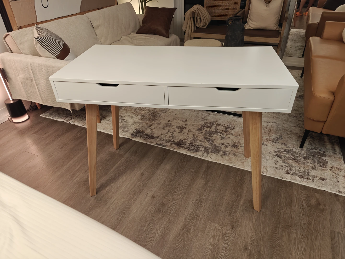 White wooden modern work office computer desk - photo 4