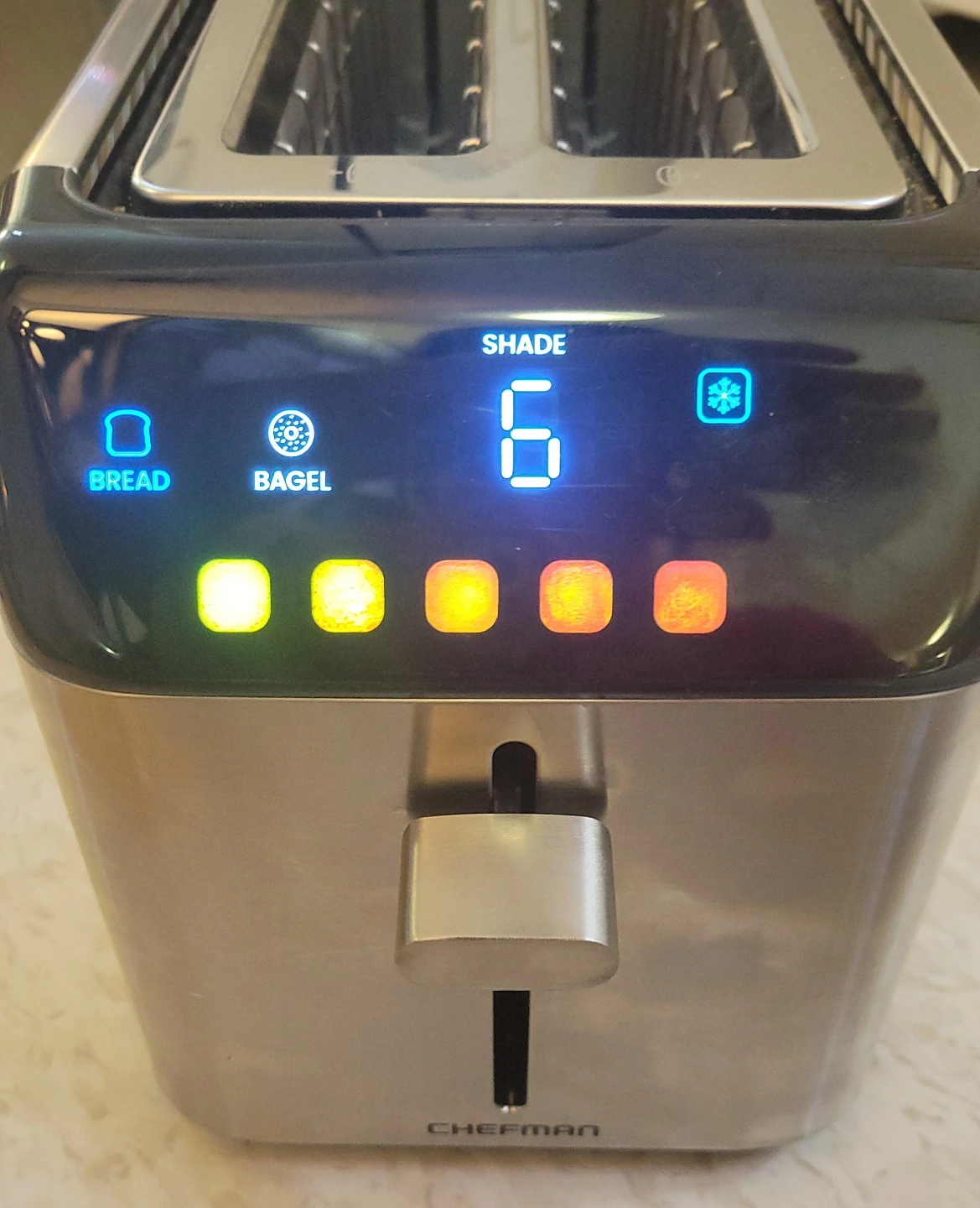 Chefman Smart Touch 4-Slice Digital Toaster. - photo 2