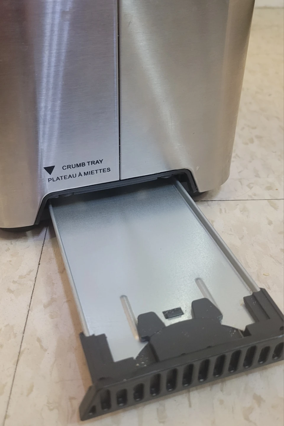 Chefman Smart Touch 4-Slice Digital Toaster. - photo 4