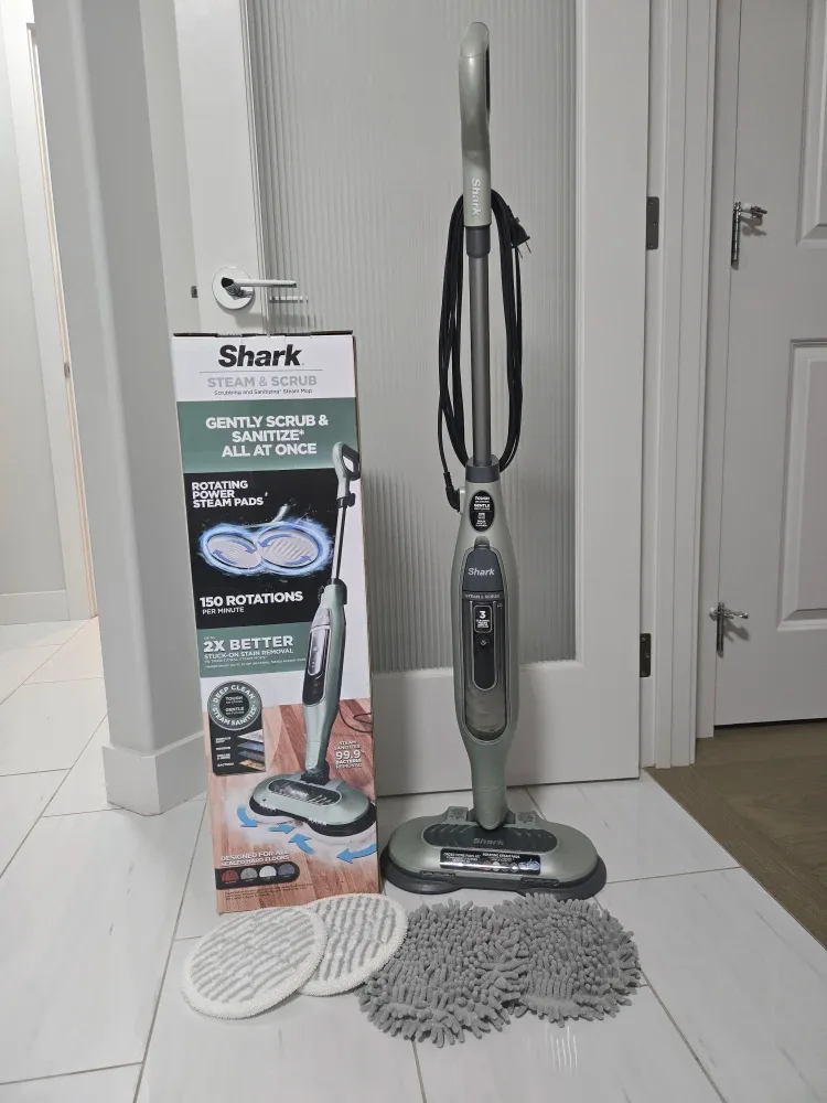 Shark Steam & Scrub Steam Mop