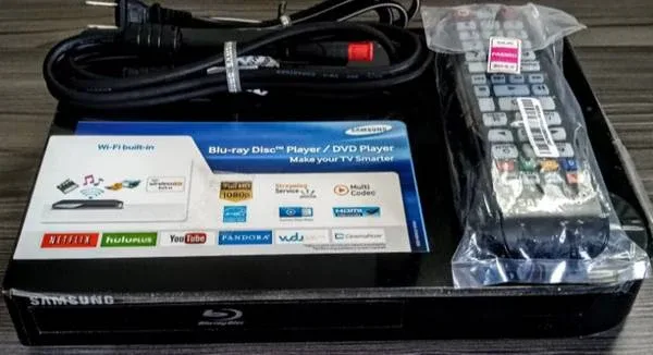 Samsung Smart Blu-Ray and DVD Player (New) image indicator(2)