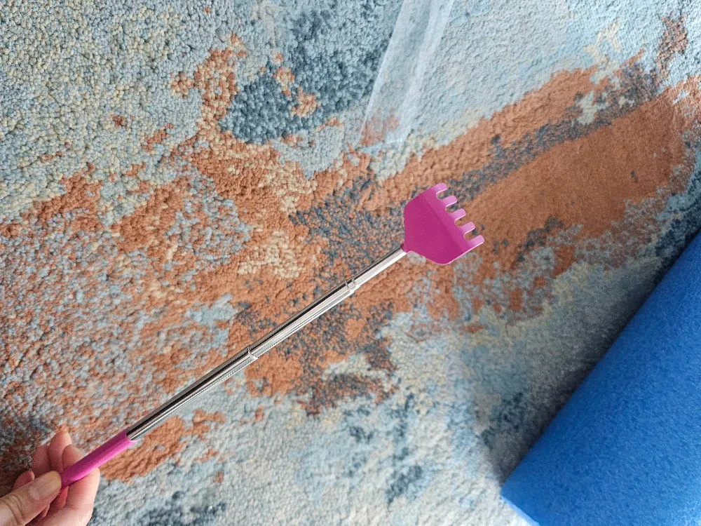 Extendable Back Scratcher - Pink image indicator(4)