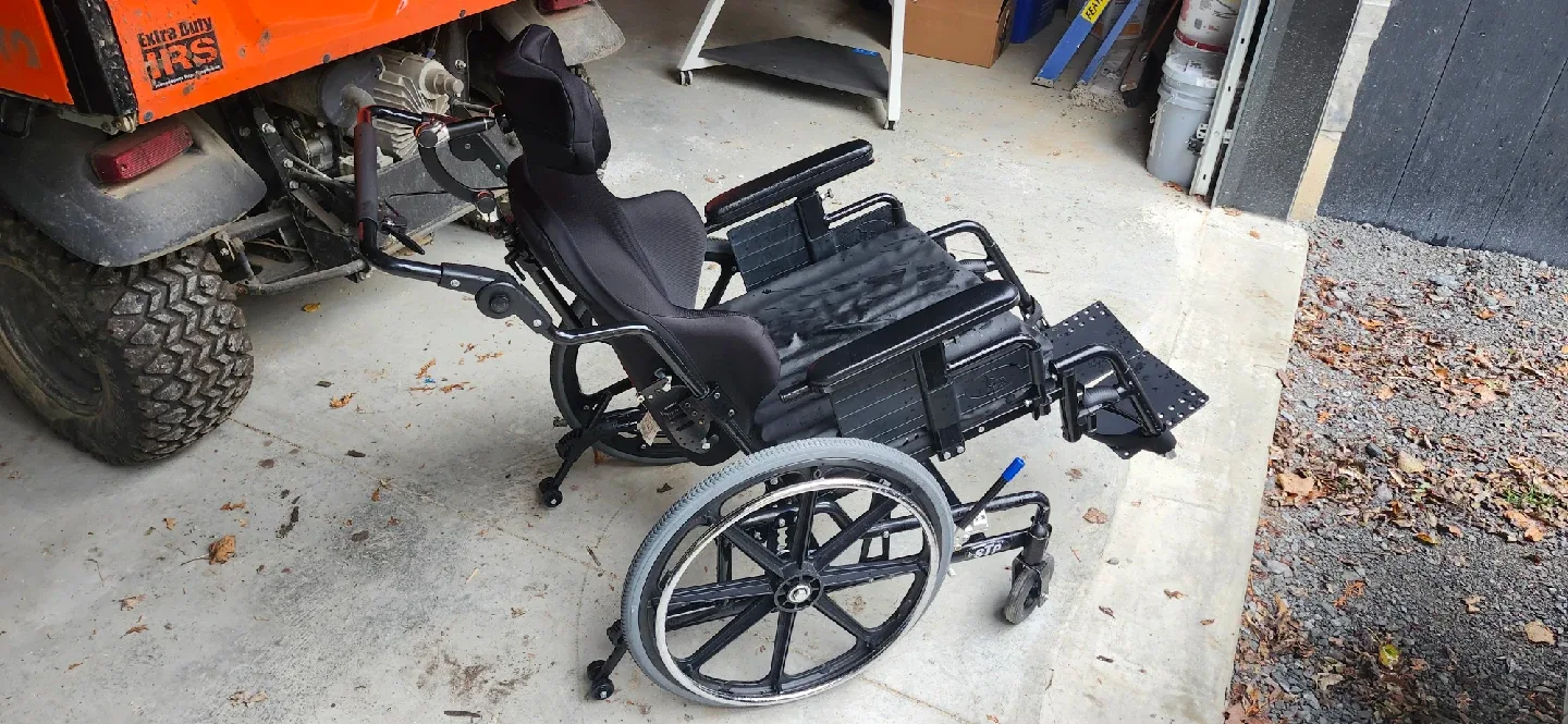 HME Power Plus Mobility Wheelchair image indicator(3)