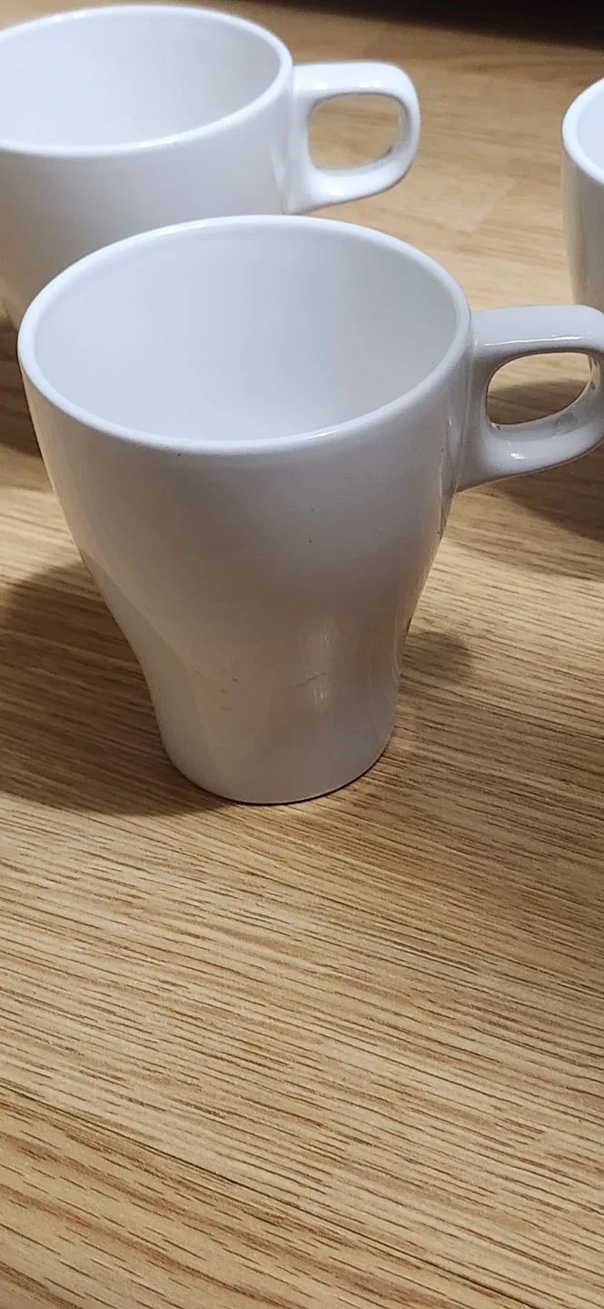 Set of 3 White Mugs image indicator(2)