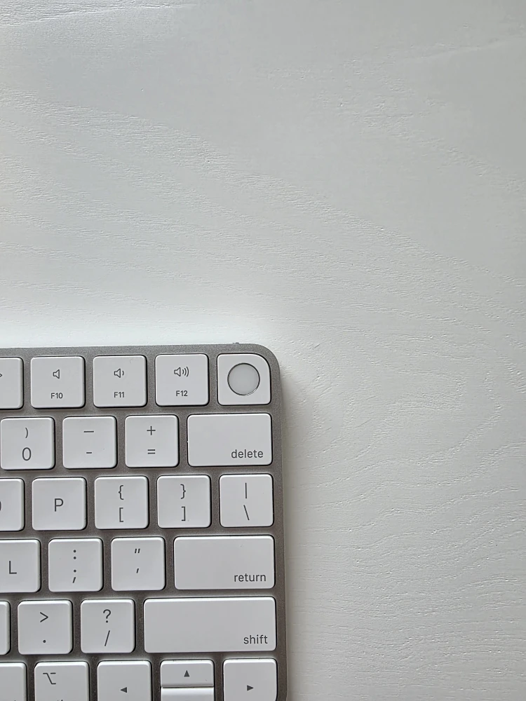 Apple Magic Keyboard with Touch ID (All Packaging) - photo 4