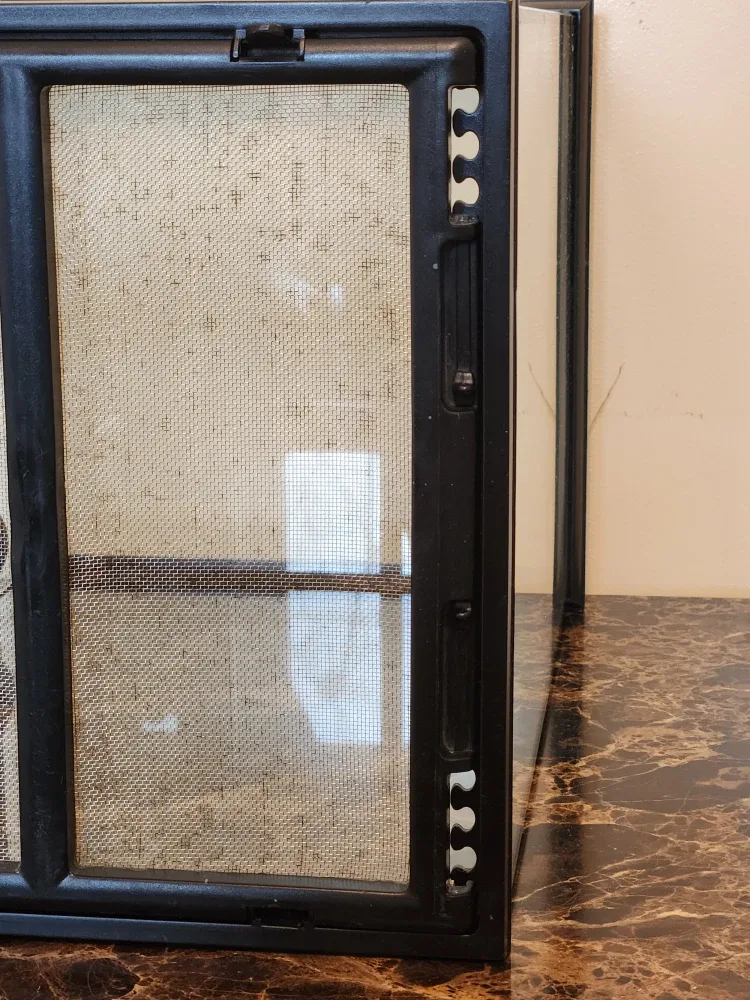 Exo Terra Glass Terrarium Mini Tall image indicator(8)