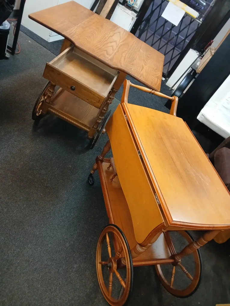 2 side tables looks like car image indicator(2)