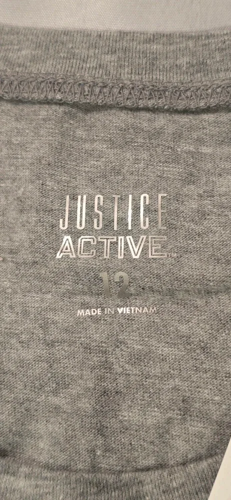 NEW! Justice Girl's Grey Flip Sequin Heart Top!- Size 12 Youth image indicator(6)